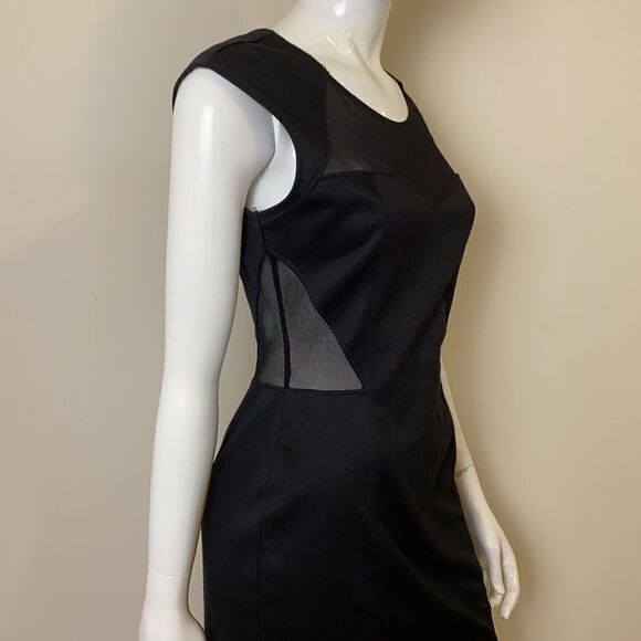 Black dress Forever 21 - Picture 3 of 10